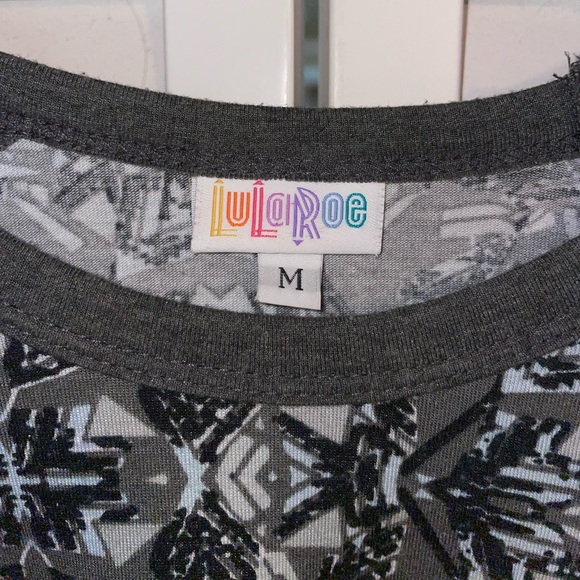 LuLaRoe Randy Baseball Tee - Picture 2 of 2